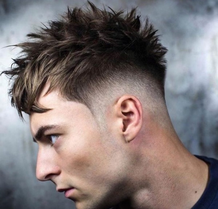 Мужские стрижки 2022 полубокс