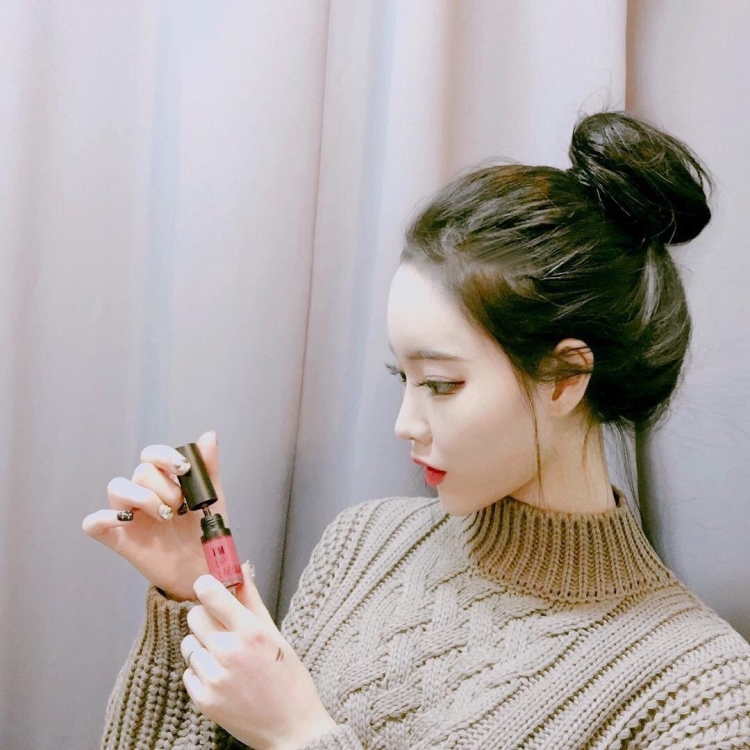 Корейские прически пучок