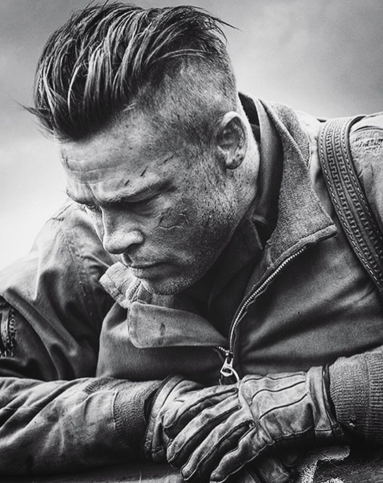 Стрижка андеркат Брэд Питт