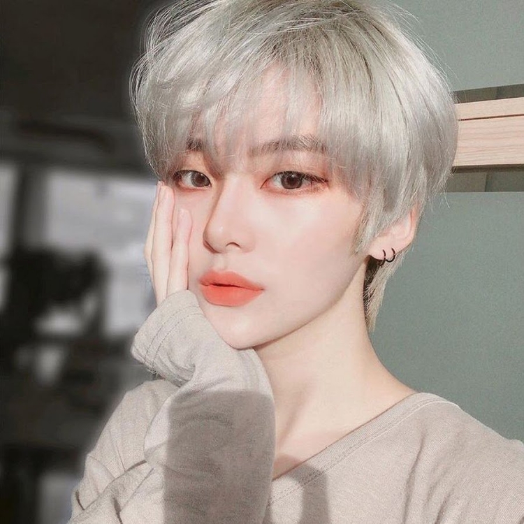 Korean boy томбои