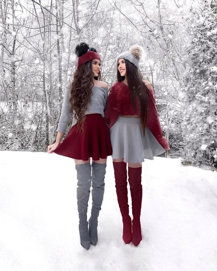 Близняшки Сахинур и Гюльджан в детстве