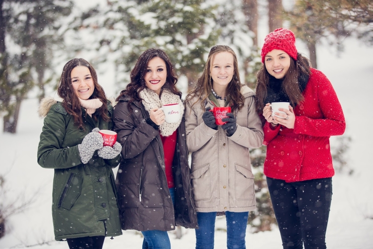 Зимняя фотосессия с подругой