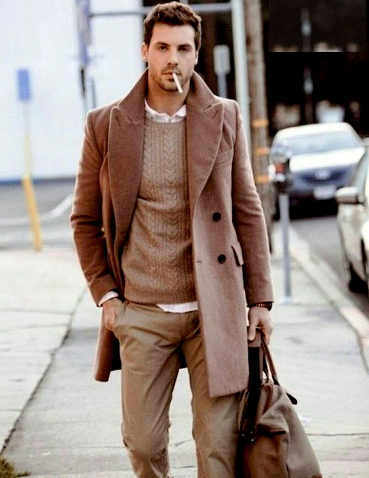 Бежевый лук мужской