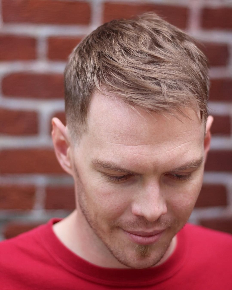 Стрижки для мужчин с залысинами