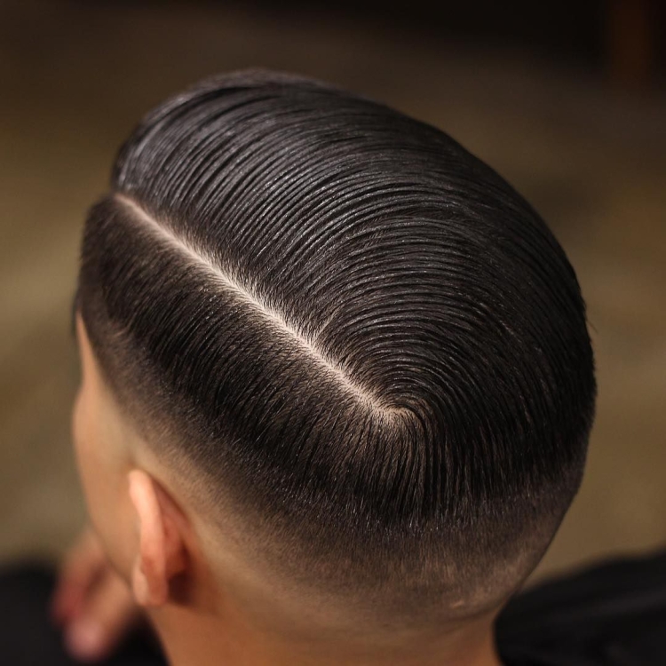 Слик бэк Бриолин