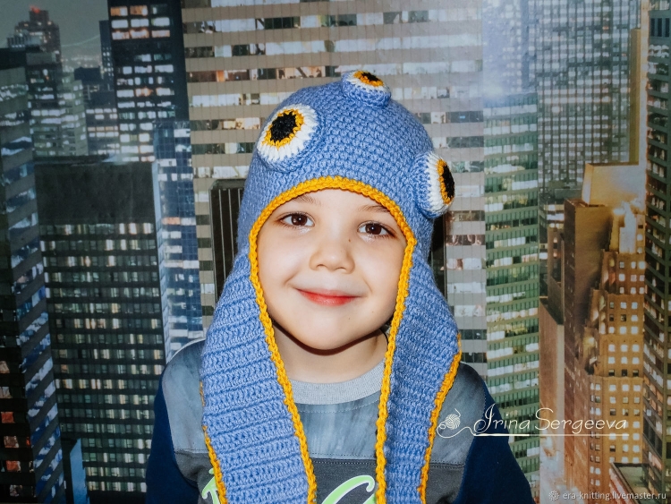 Шапка Балаклава женская вязаная с ушками