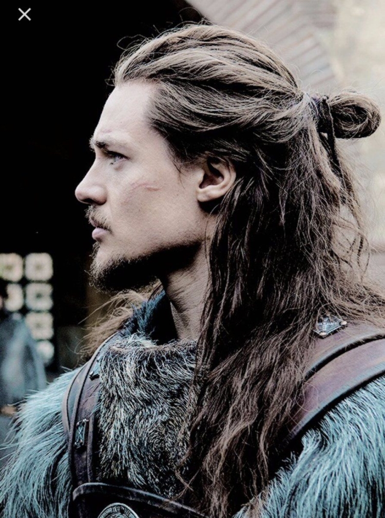 Александр Дреймон прическа