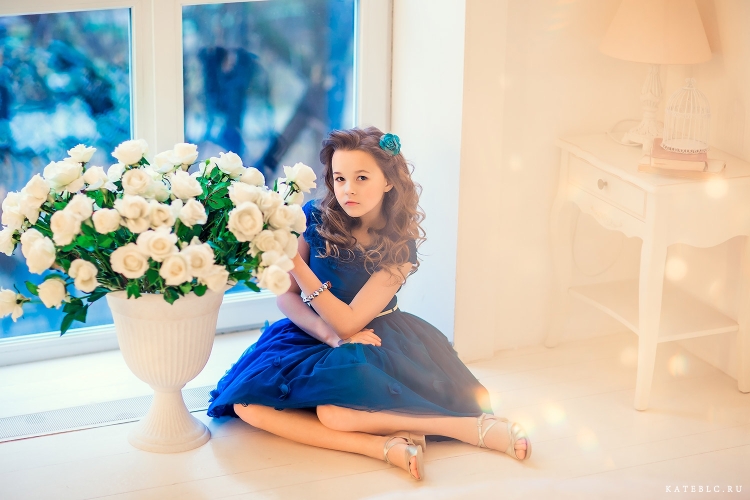 Девочки в платьях фотосъемка в студии