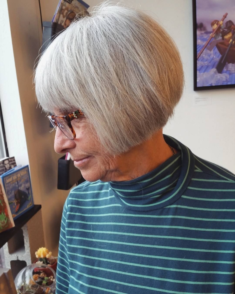 Стрижка для пожилых женщин шапочка