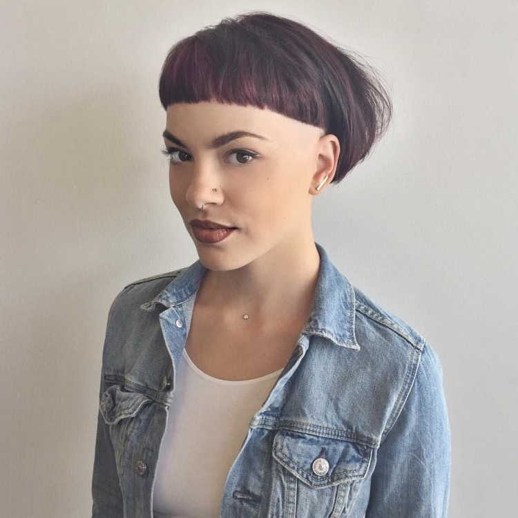 Челка под горшок