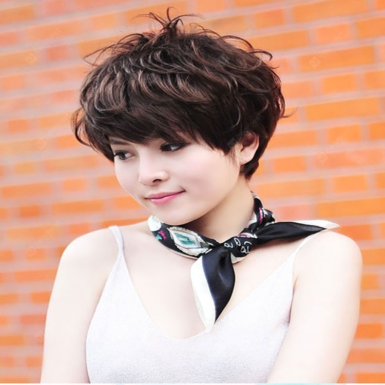 Корейские короткие стрижки на вьющиеся волосы