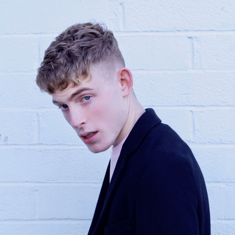 Кроп стрижка мужская