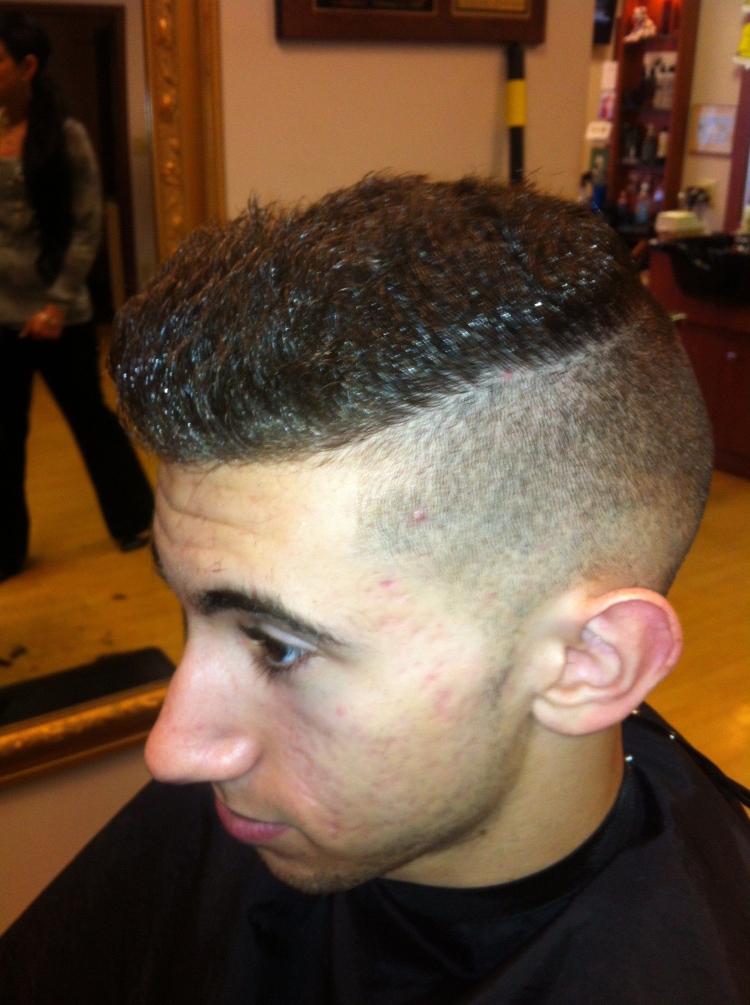 Мужская стрижка гриб