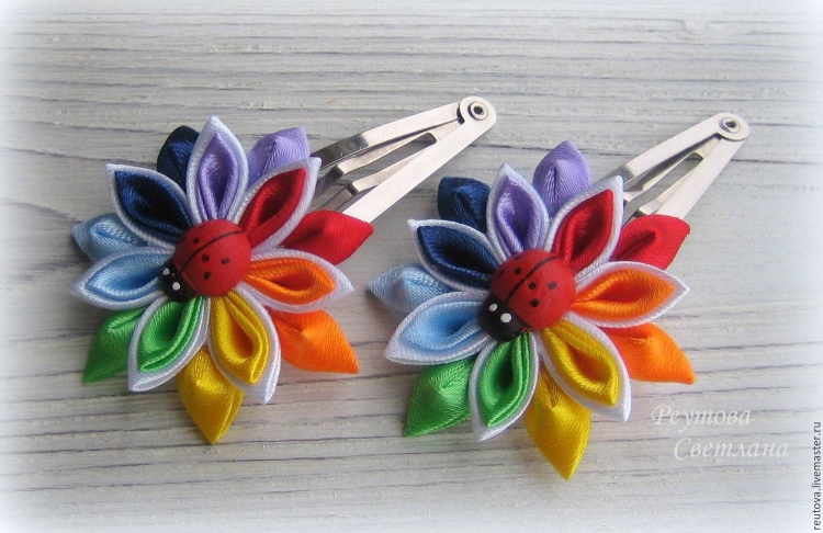 Заколки клик клак канзаши