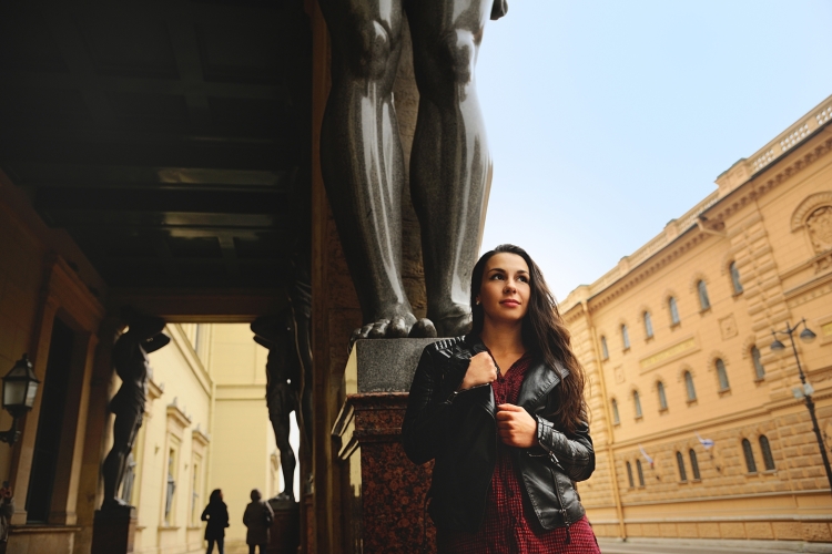 Красивые девушки Санкт-Петербурга