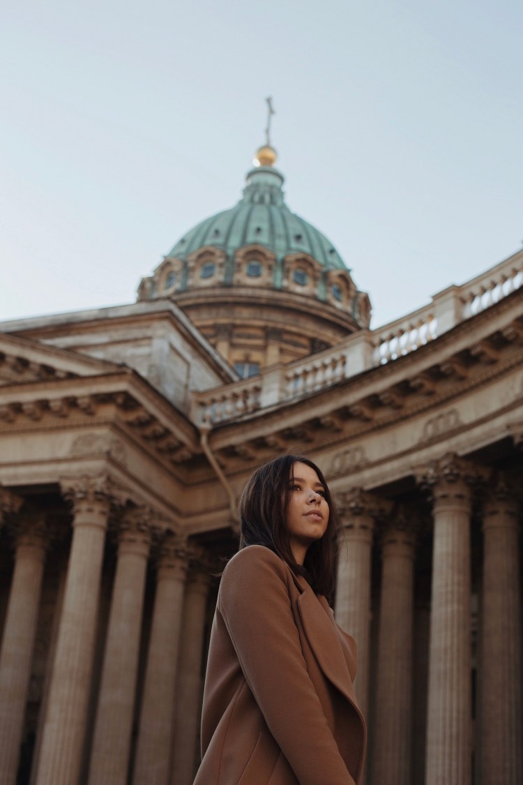 Девушки Петербурга