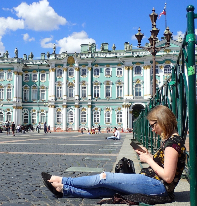 Жить в Петербурге