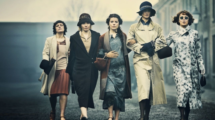 Острые козырьки Томми и Мэй