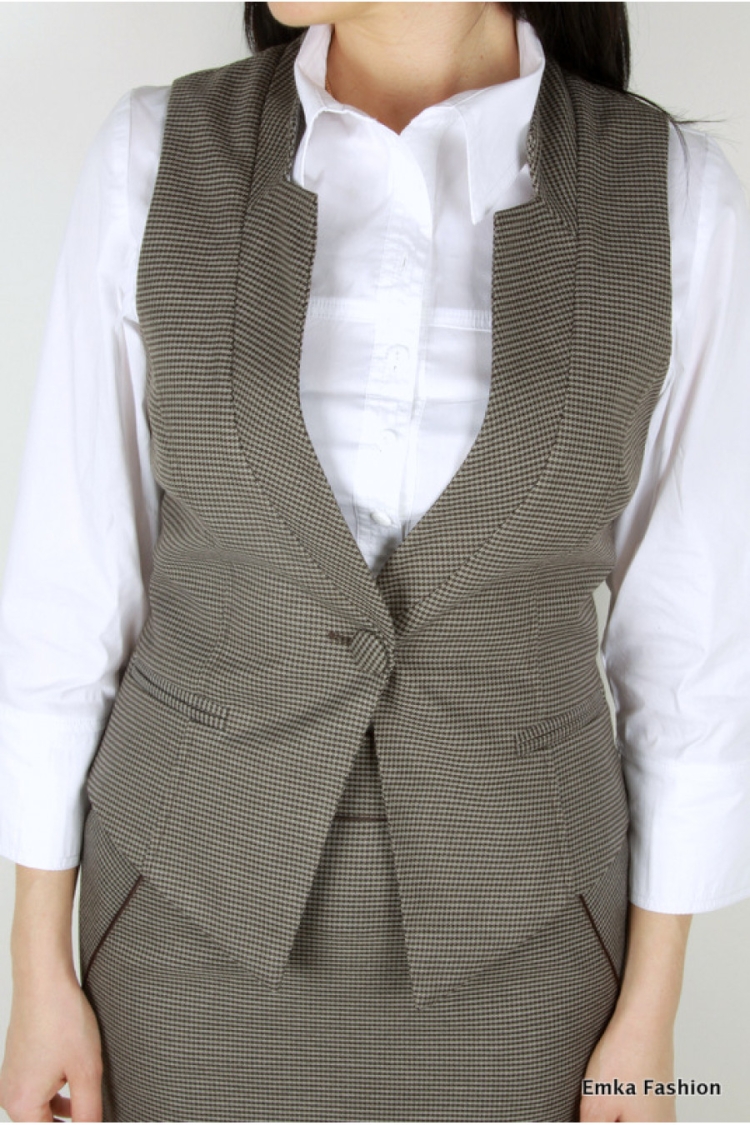 Женские жилеты из ткани