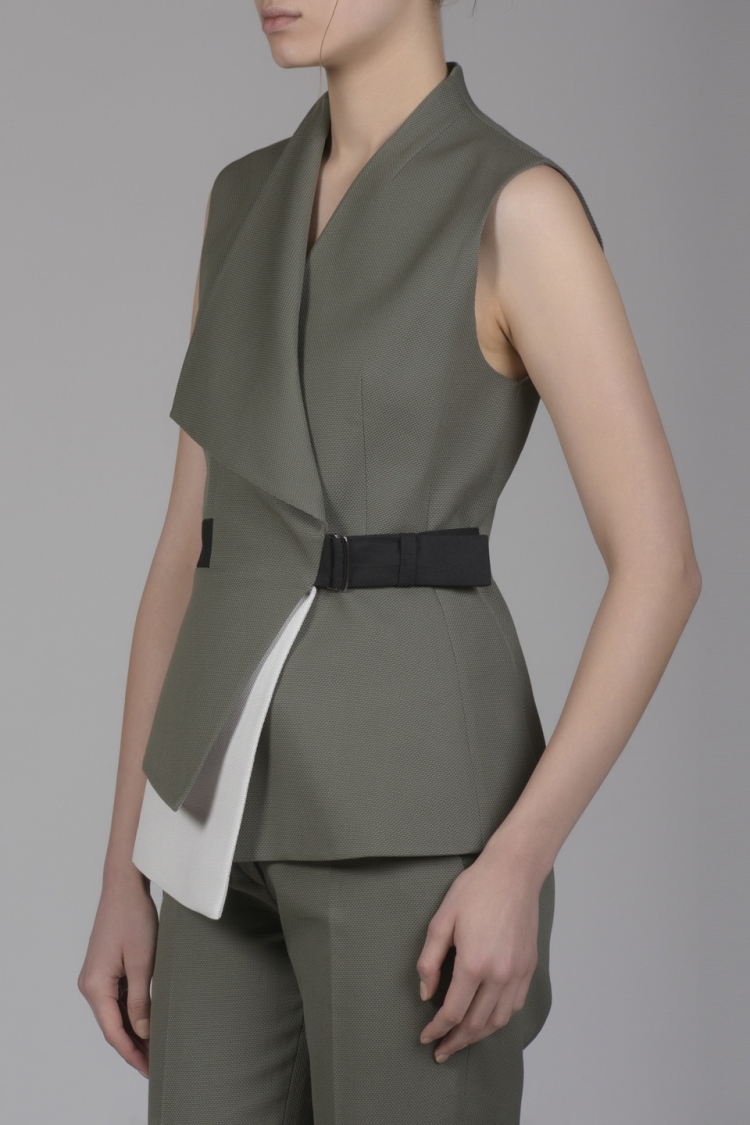 Модные жилеты