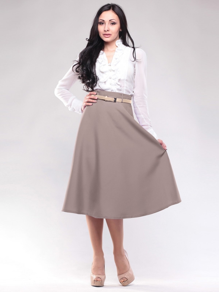 Блузка к бежевой юбке