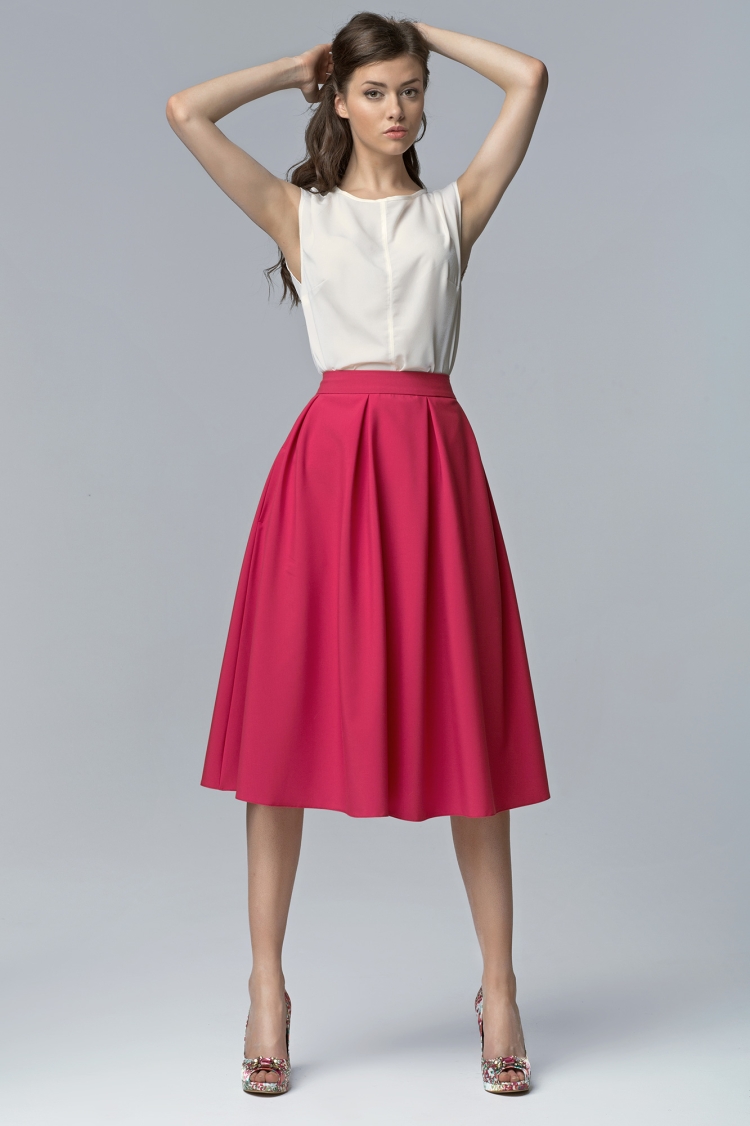 Юбка по колено