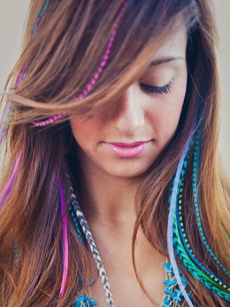 Цветные пряди на волосах