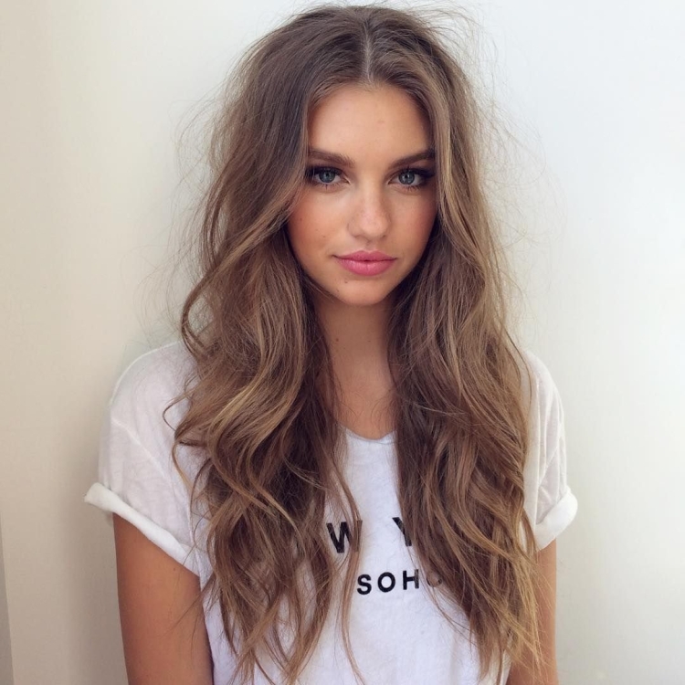 Красивый русый