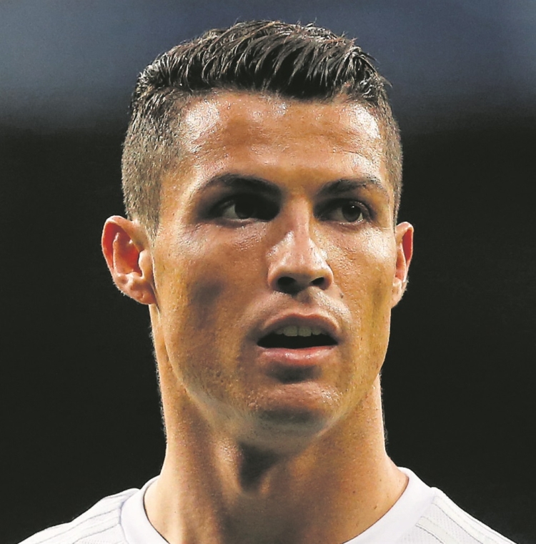 Роналдо Криштиану стрижки