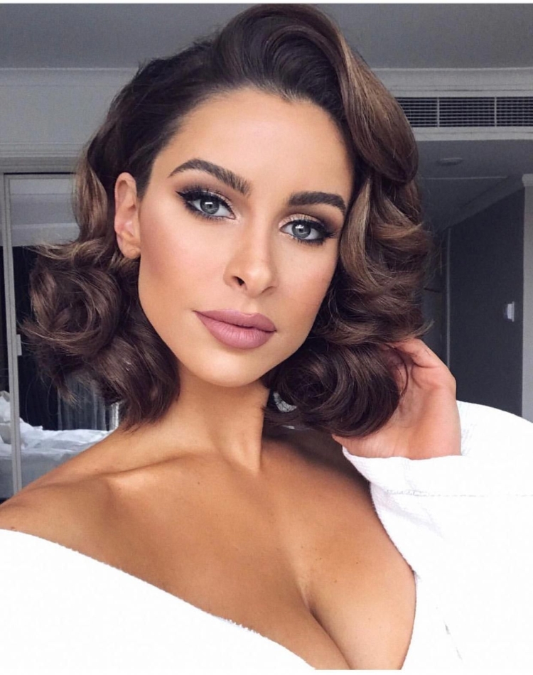 Вечерний макияж и прическа