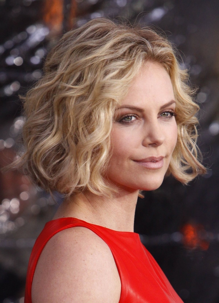 Шарлиз Терон кудри