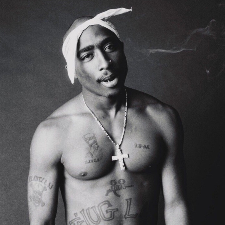 2pac в бандане