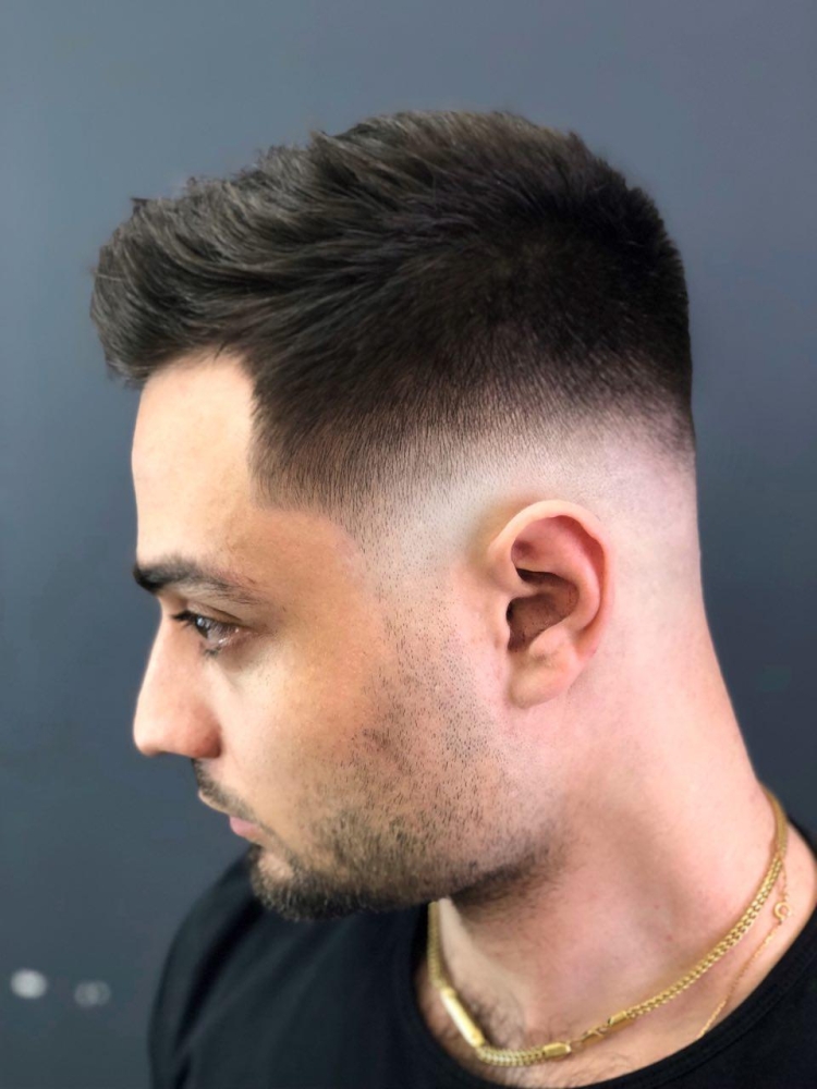 Стрижка теннис