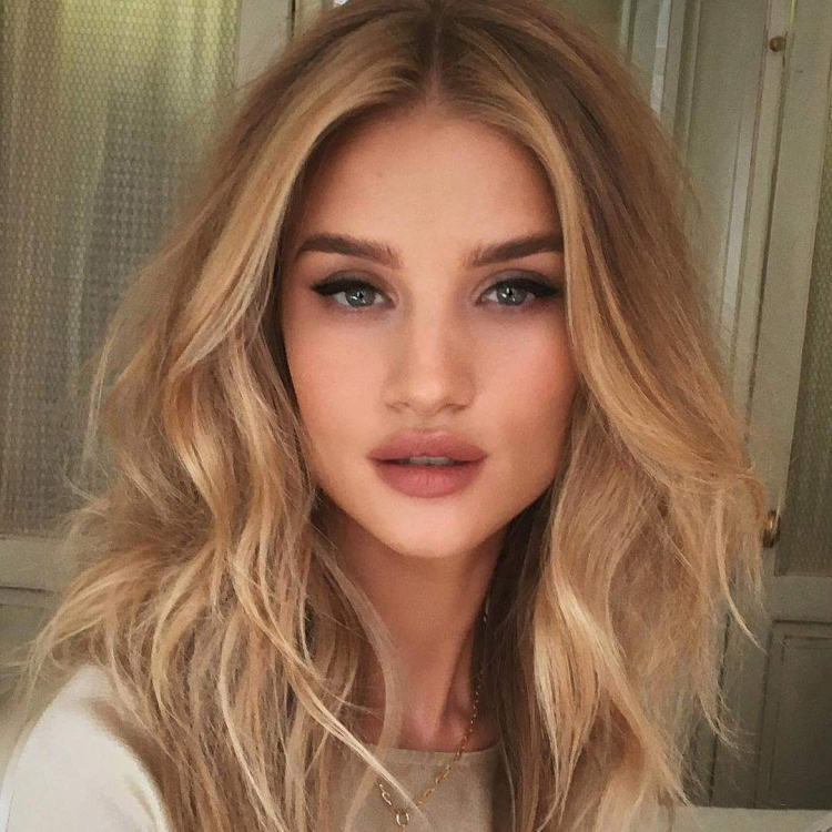 Рози Хантингтон-Уайтли