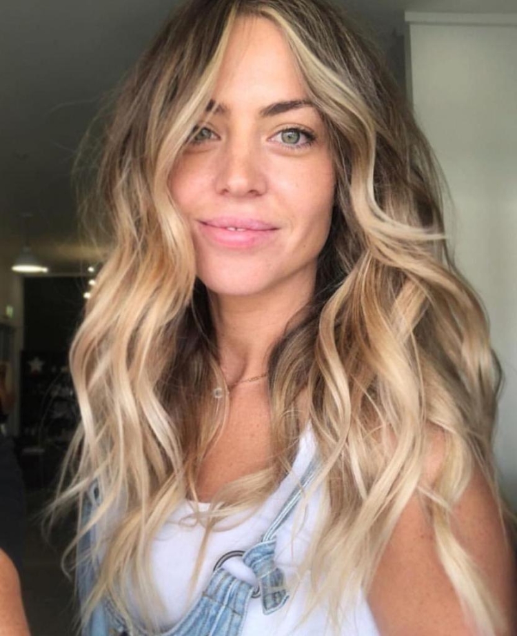 Контуринг волос на светлые волосы