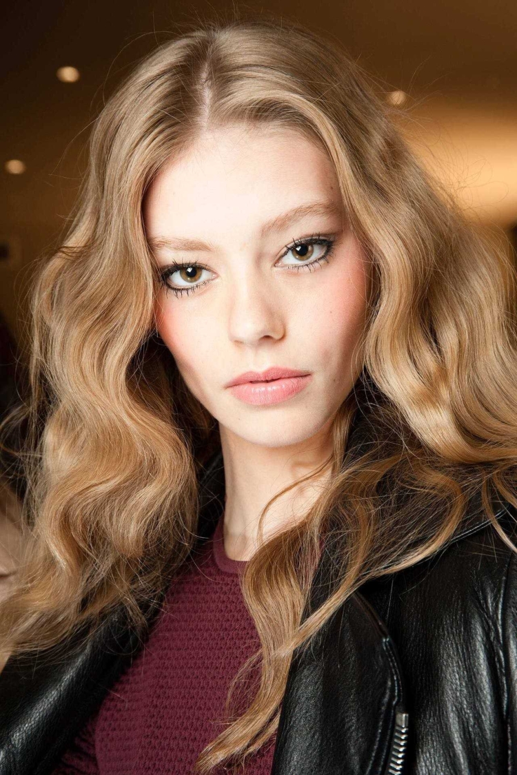 Золотисто пепельный цвет волос