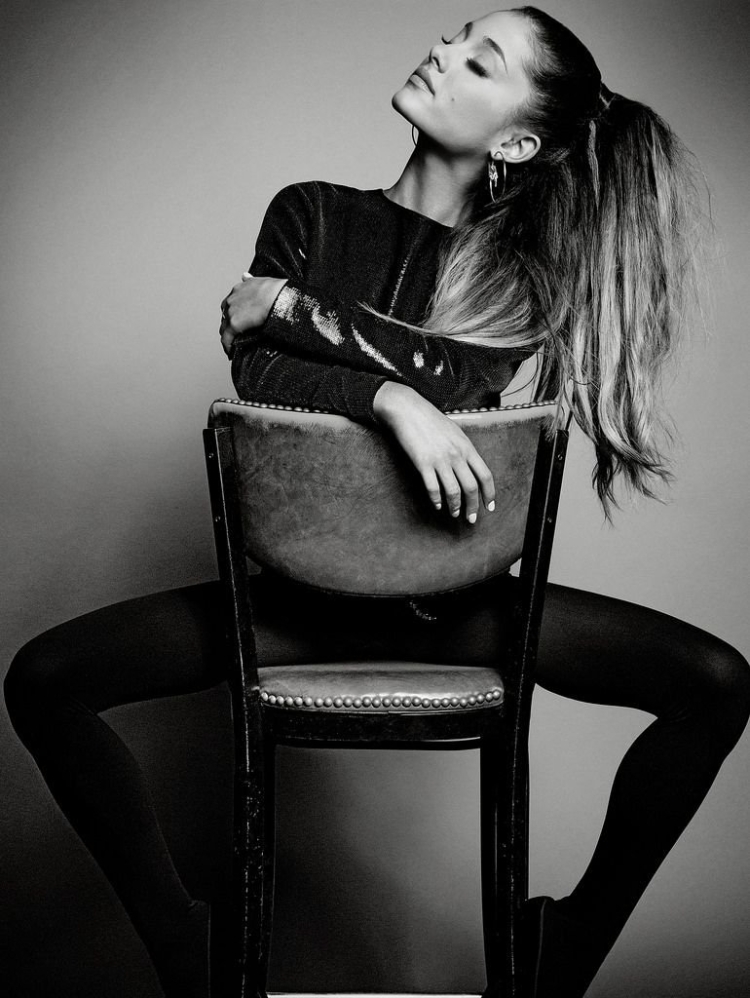 Ариана Гранде фотосессия