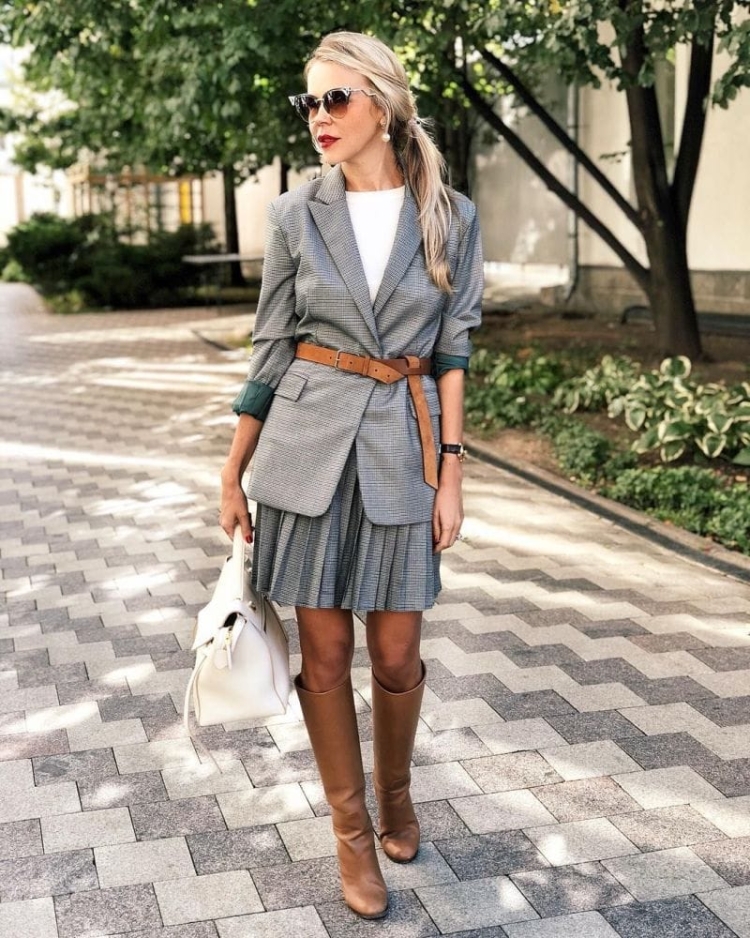 Образ с пиджаком и юбкой
