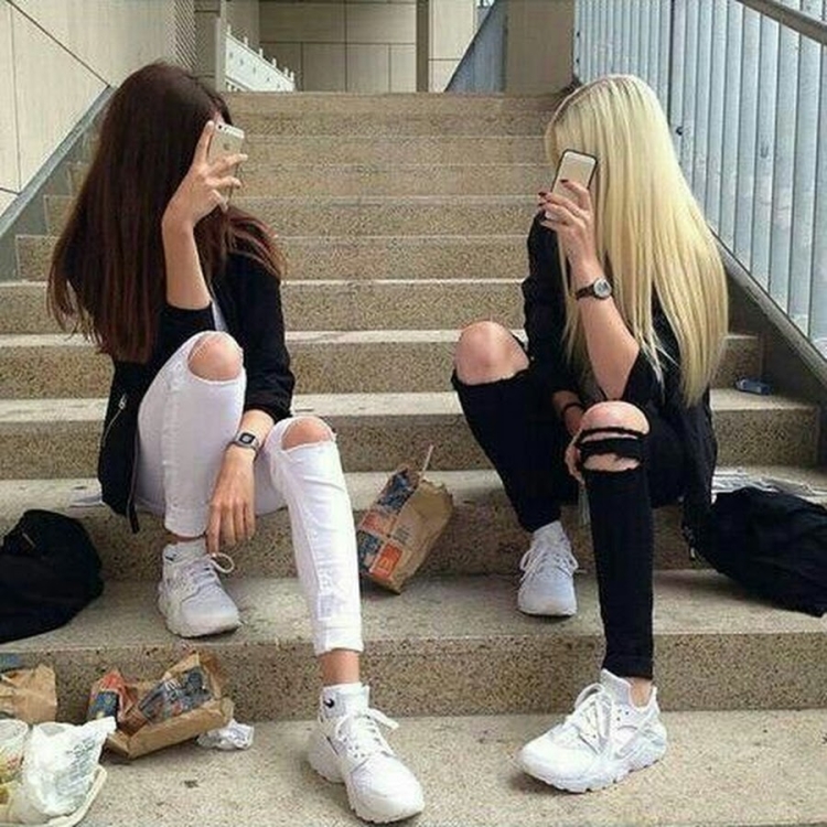 Топовые подруги