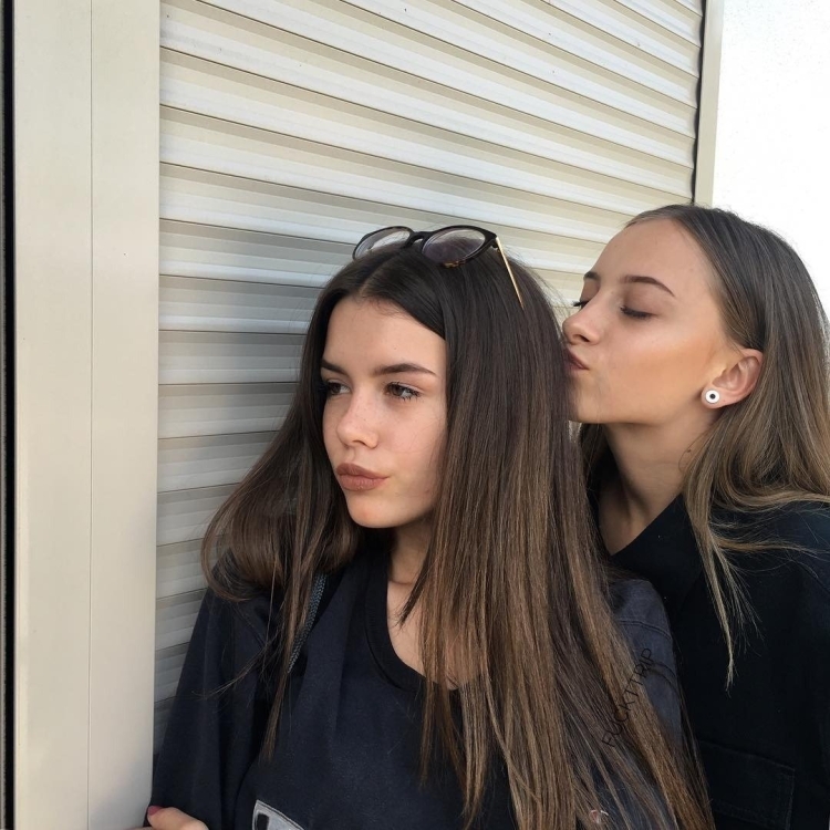 Топовые подруги