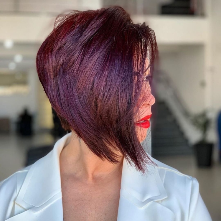 Креативная стрижка Боб на средние волосы