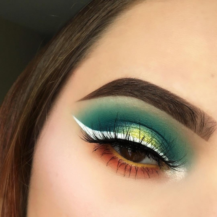 Зеленый макияж