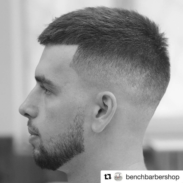 Стрижки барбер полубокс