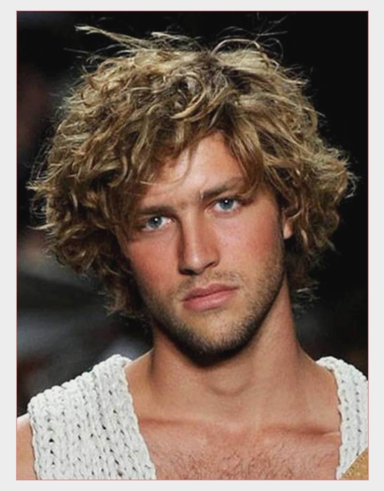 Кудрявый Кристофер