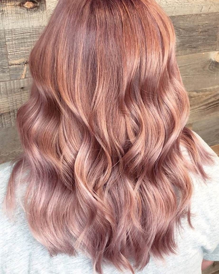 Роуз Голд цвет на темные волос