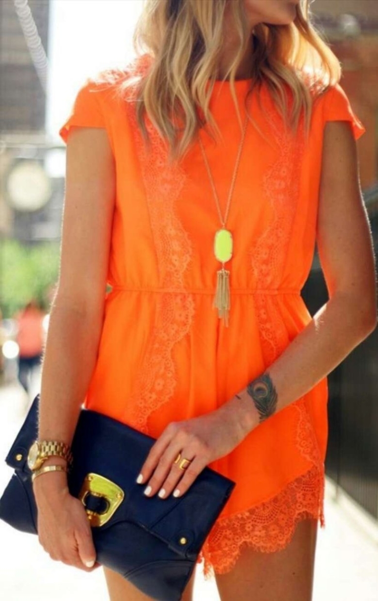 Сочетание оранжевого в одежде