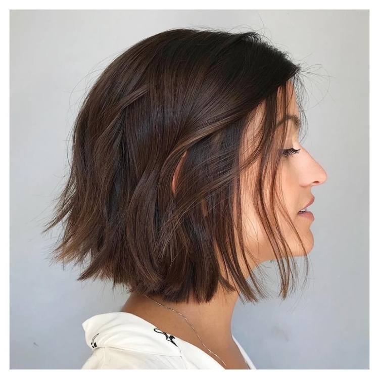 Стрижка Лонг Боб на короткие