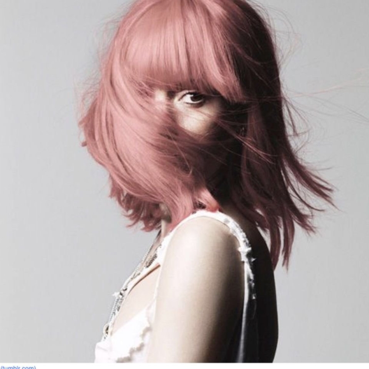 Персонажи с персиковыми волосами