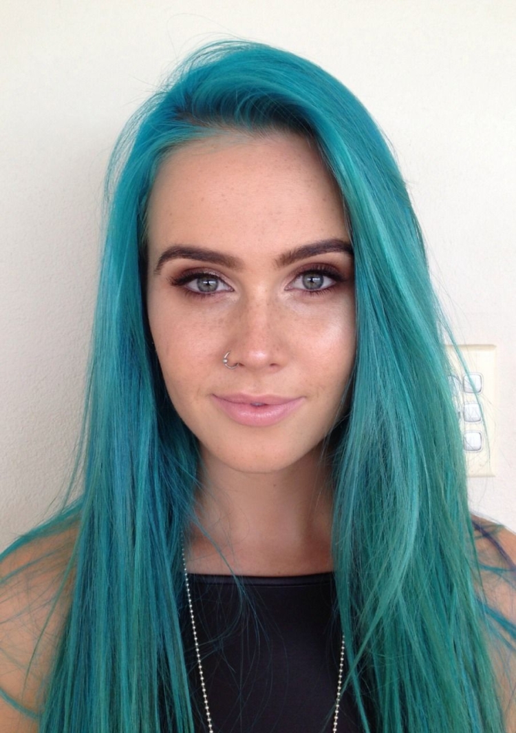 Бирюзовые волосы