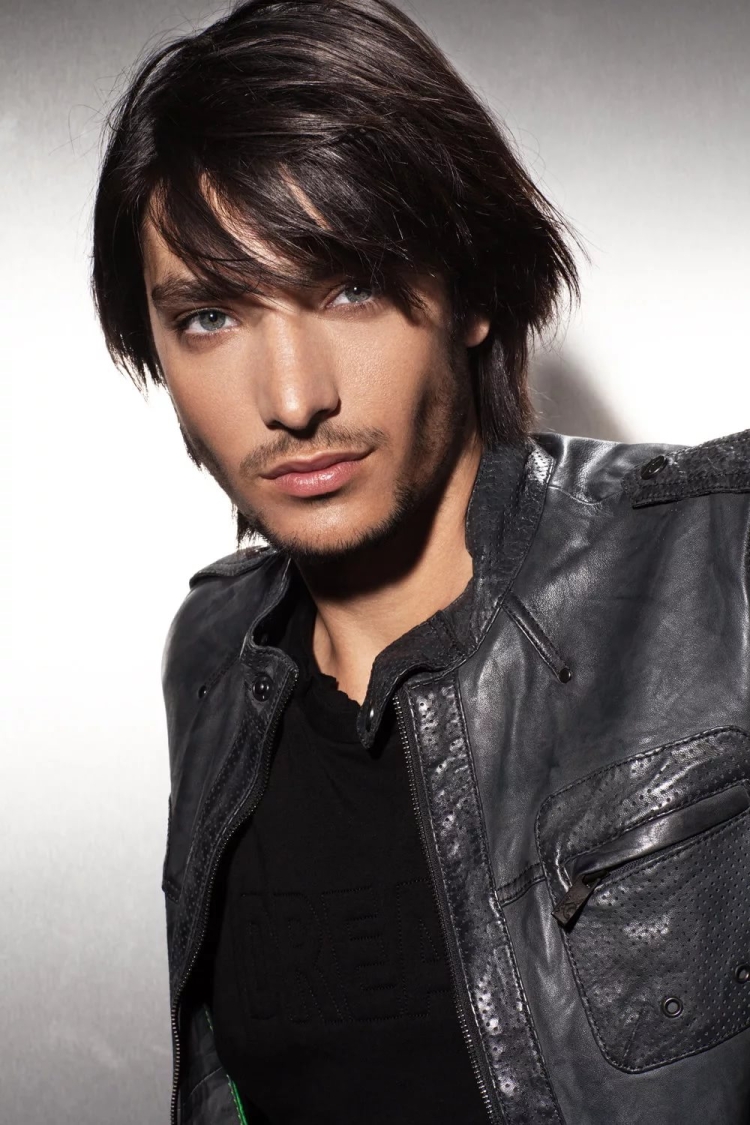 Стрижка Боб на средние волосы мужская